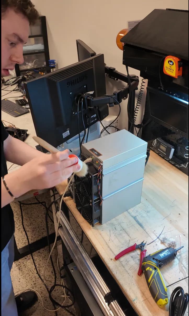 ASIC diagnostics and service workbench
